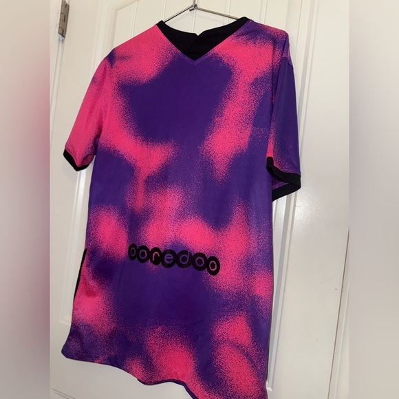 Jordan Purple and Pink Gradient Jersey - Picture 16 of 16